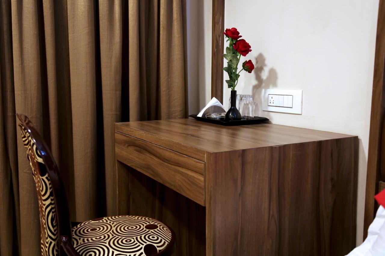 Hotel Sea Shore Navi Mumbai Luaran gambar