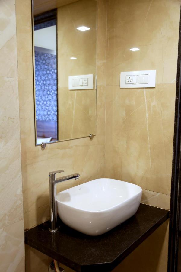 Hotel Sea Shore Navi Mumbai Luaran gambar